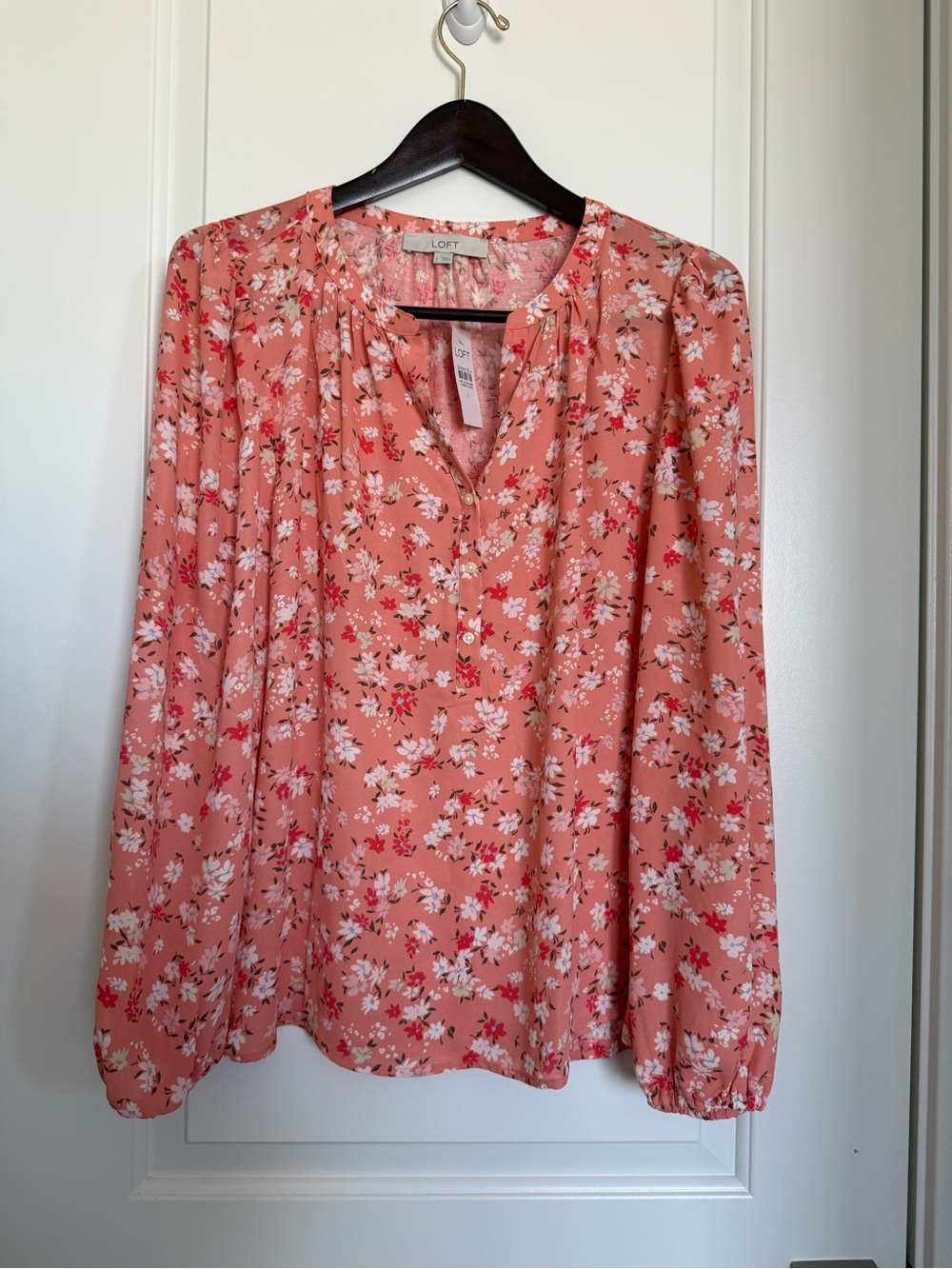 LOFT Coral Pink Floral Split Neck Blouse Long Sleeve Size Large